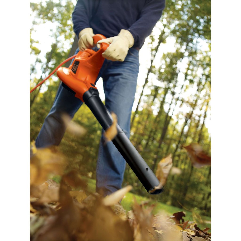 BLACK+DECKER 12 Amp High Performance Blower Vac with Disposable Bag Kit