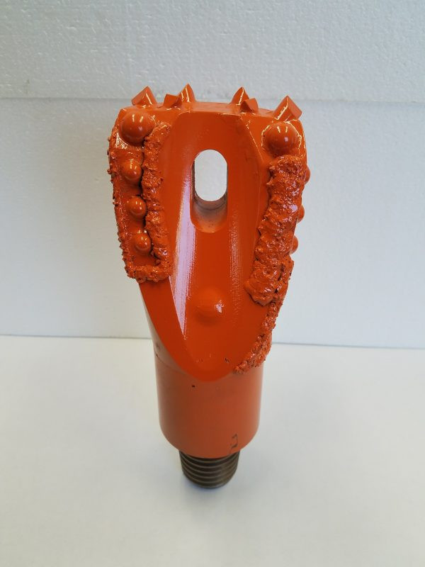 SEQUOIA® ROCK DRILLING BIT With Angle Cutters 4" cut with 2-3/8" API Reg Pin