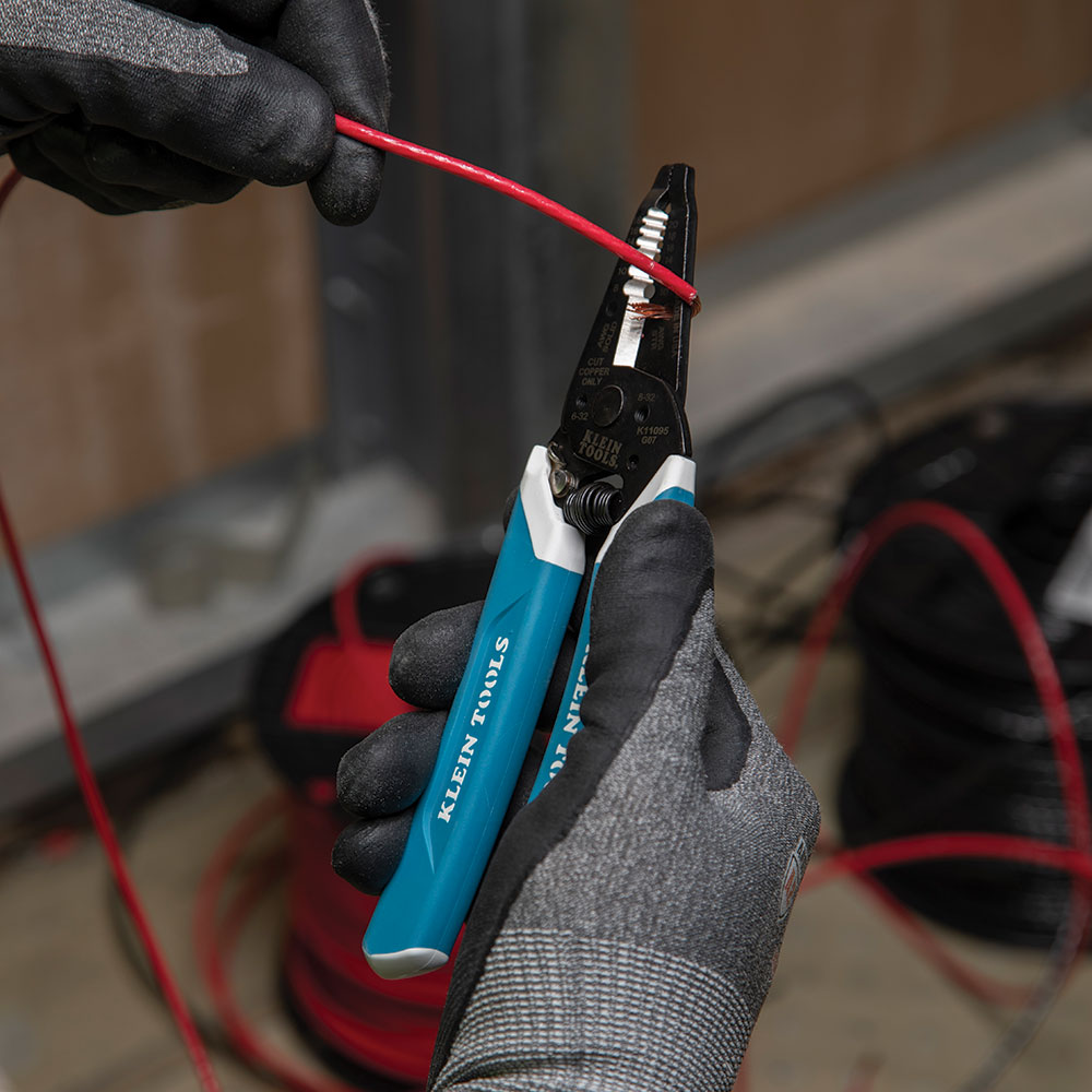Klein-Kurve® Wire Stripper / Cutter, 8-20 AWG