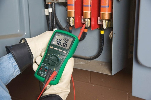 GREENLEE 10,000-Count Digital Multimeter, 1000V, 10A (DM-810A)