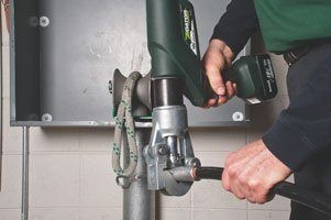 GREENLEE 1-1/0 Extra Short Gator Grip