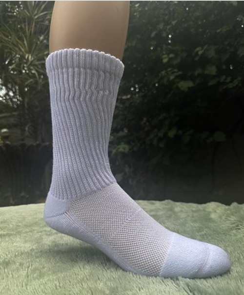 Pure Stride Economical Diabetic Socks – Crew Length, White | Non-Binding Comfort