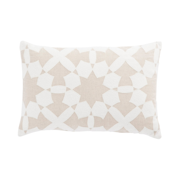 Jaipur Living Casino CNK47 Geometric White Pillows
