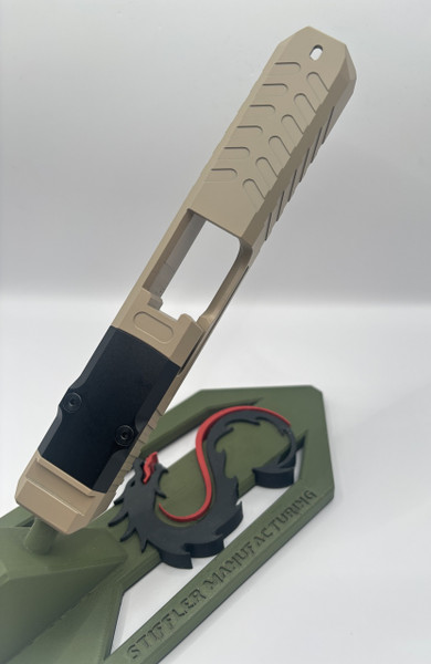 SM19 Helot Desert Sand Stripped Slide