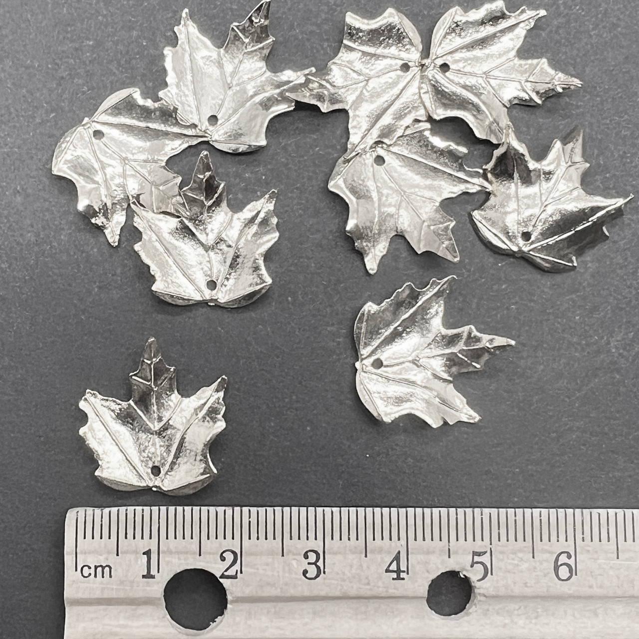 20mm Maple Leaf Silver Metalized Plastic Beads