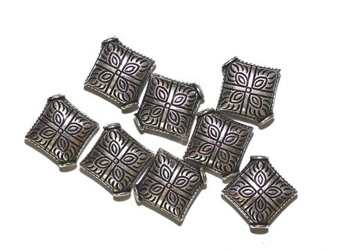 16mm Eastern Pillow Silver Metalized Plastic Beads Pk/8