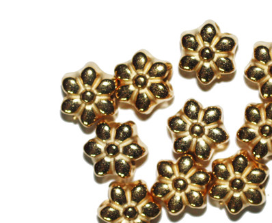 13mm Flower Gold Metalized Plastic Beads Pk/10
