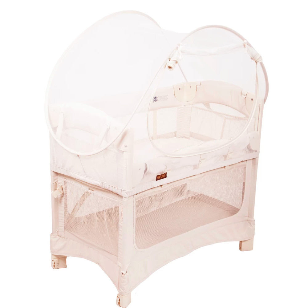 bassinet with full canopy