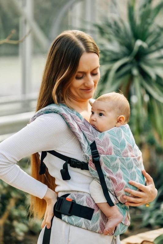 Lenny Lamb Light Carrier - Jacquard