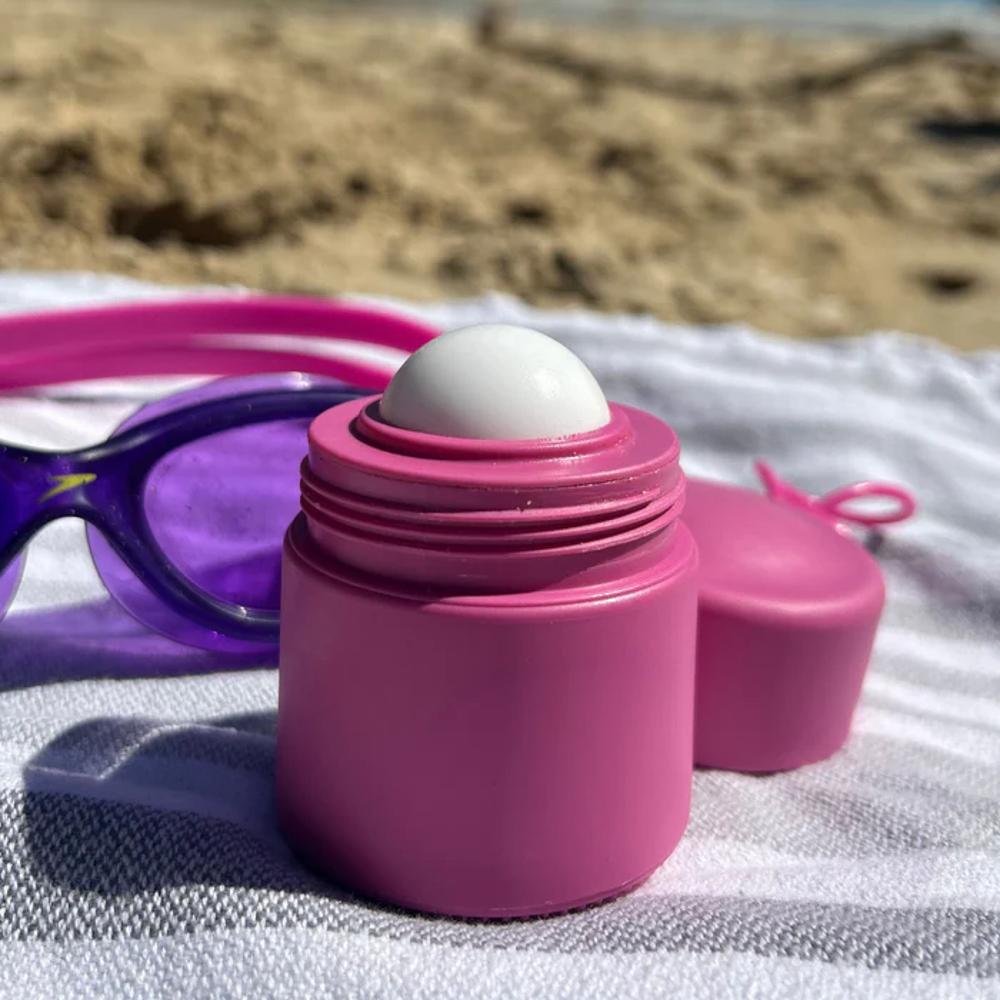 Solmates Applicator with lid off - Salt Lake Pink