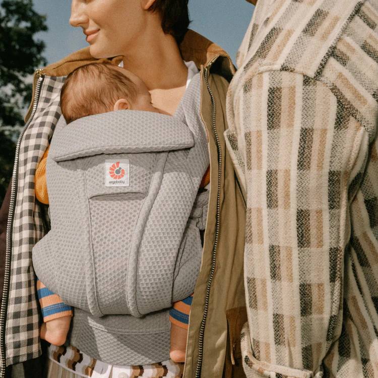 Ergobaby Omni Deluxe All-in-One Baby Carrier (includes safety & fit check)