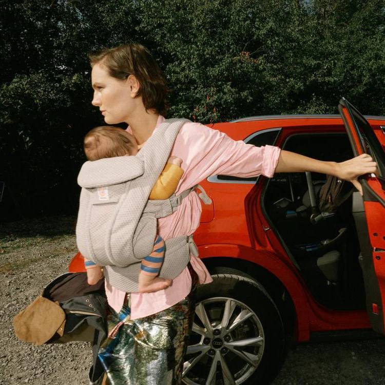 Ergobaby Omni Deluxe All-in-One Baby Carrier (includes safety & fit check)