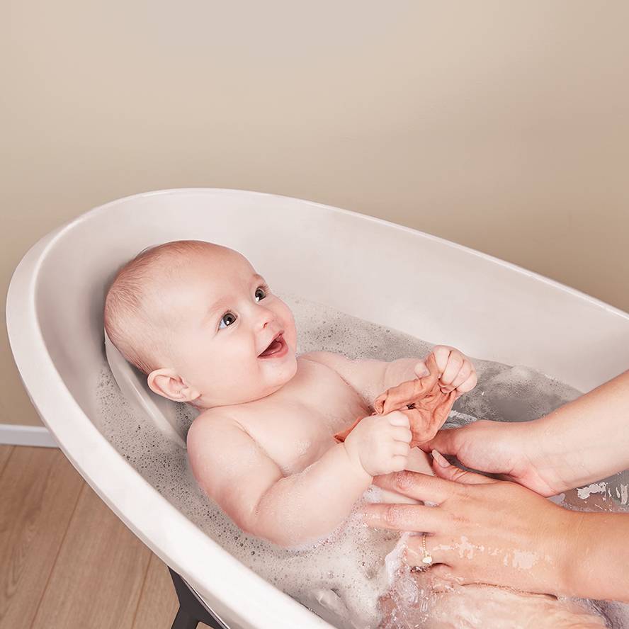 LUMA Baby Bath