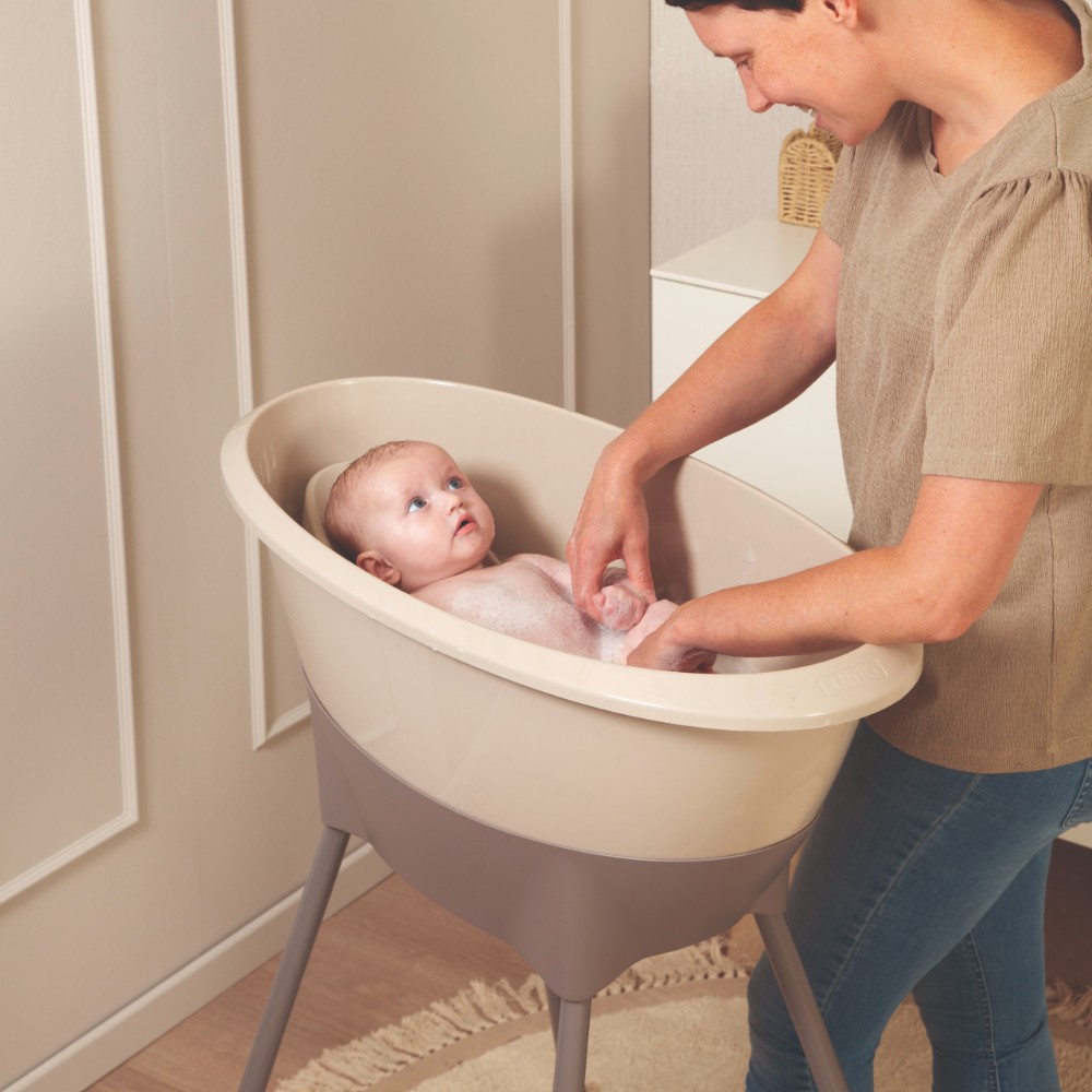 LUMA Baby Bath Stand