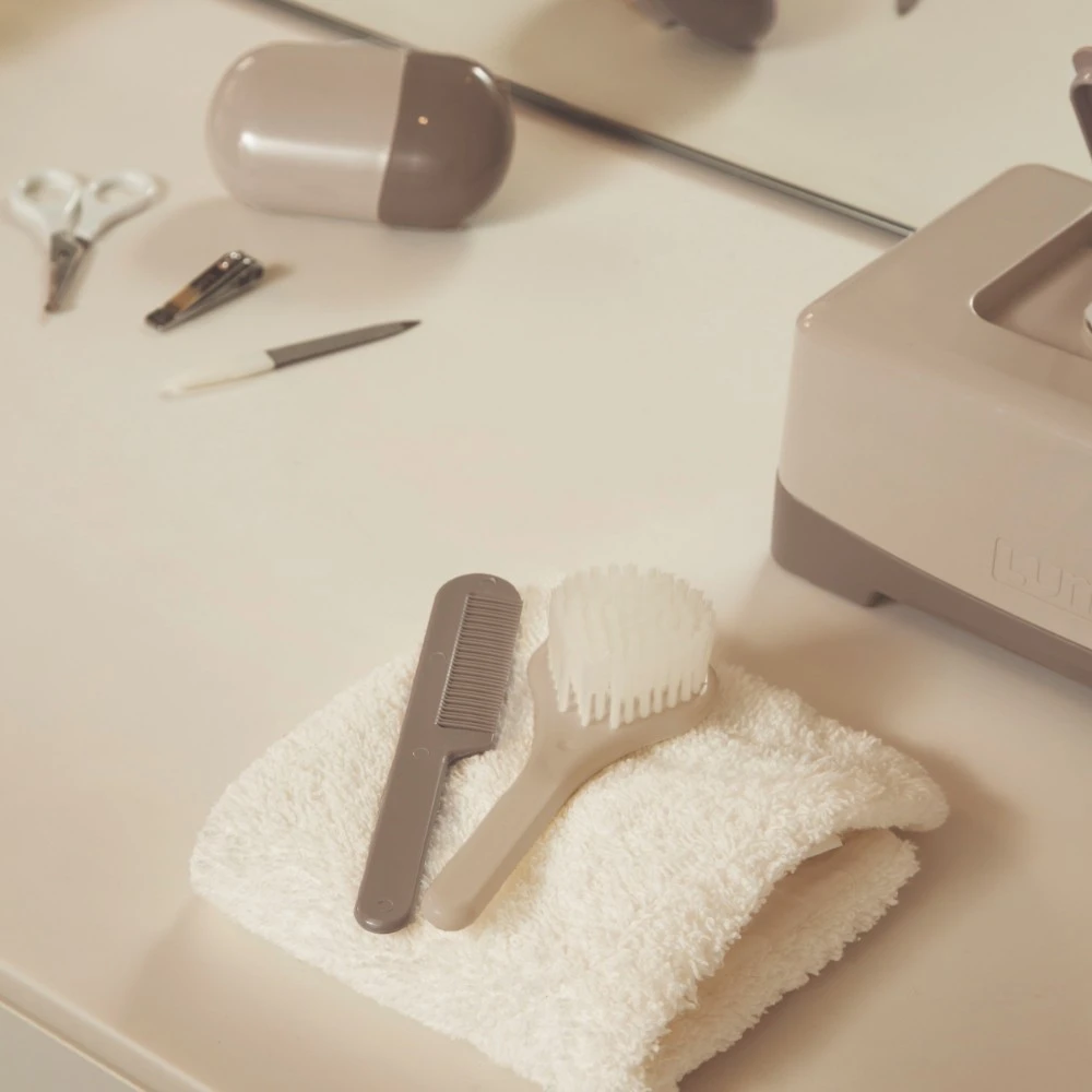 LUMA Brush & Comb Set