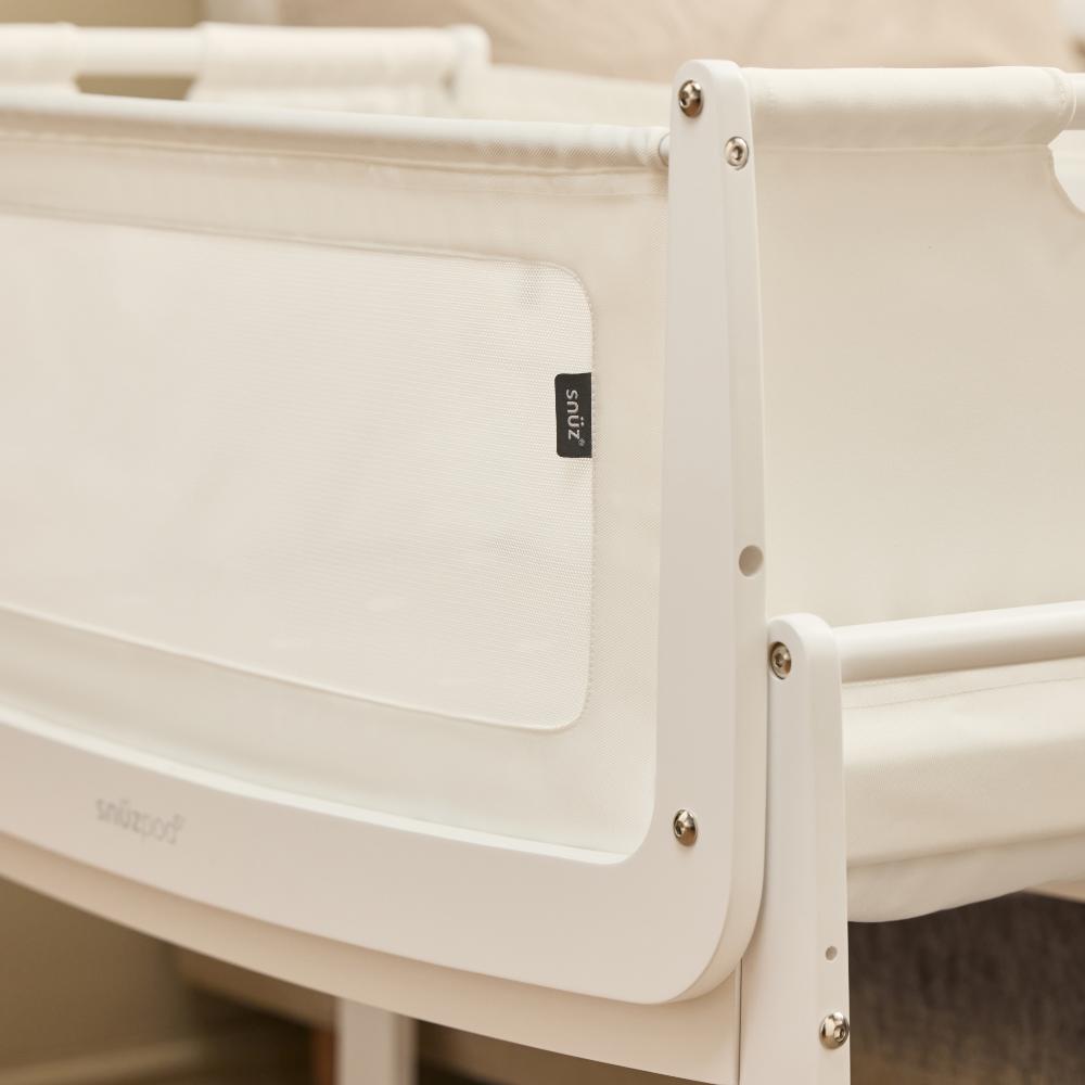 SnuzPod5 Bedside Bassinet