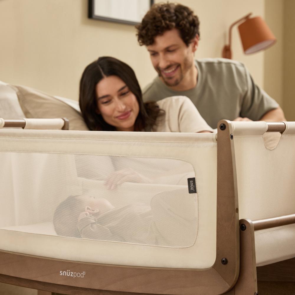 SnuzPod5 Bedside Bassinet
