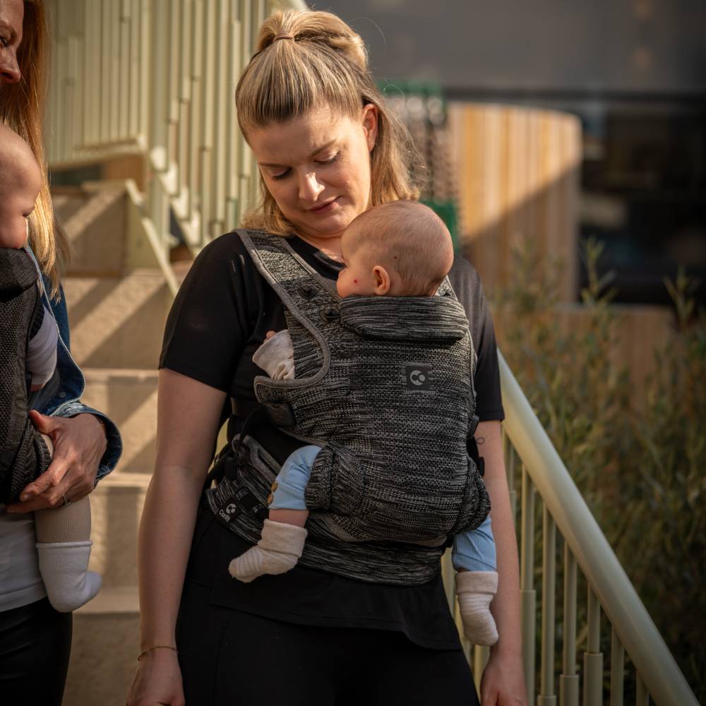 Carifit Multi-Position Core Baby Carrier - Magnetic Buckles
