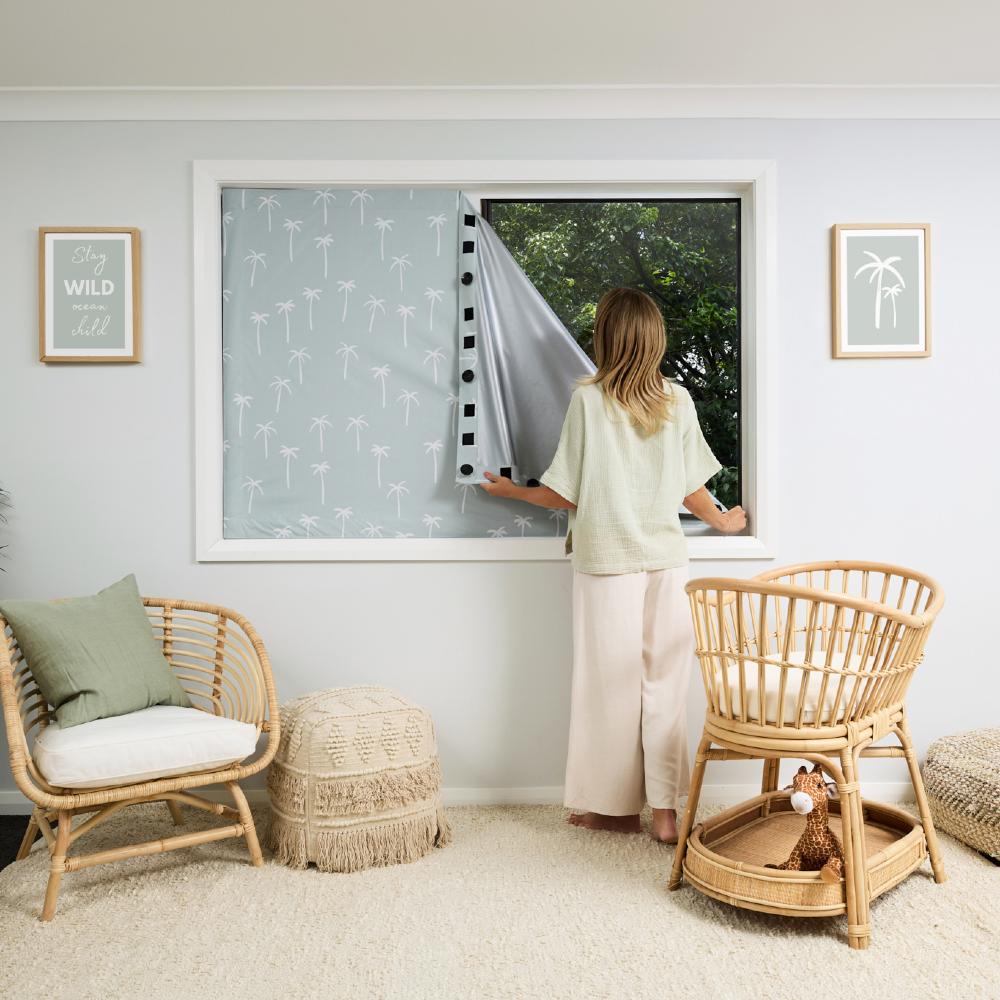 Porta Fox Portable Blackout Blind with Suction Cups