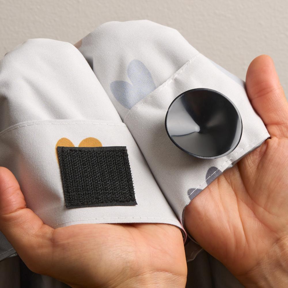 Porta Fox Portable Blackout Blind with Suction Cups