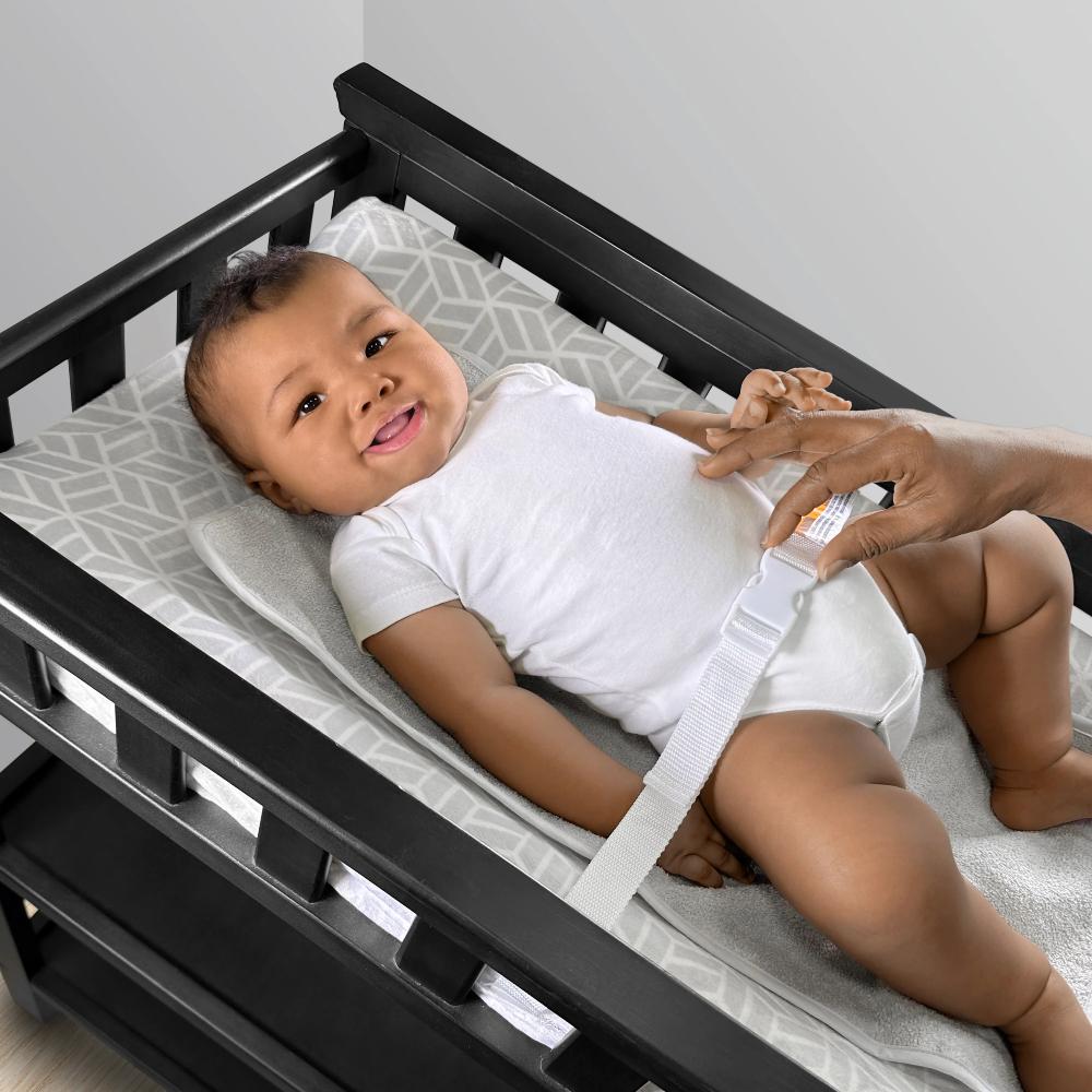 Summer by Ingenuity Basic Changing Essentials Kit