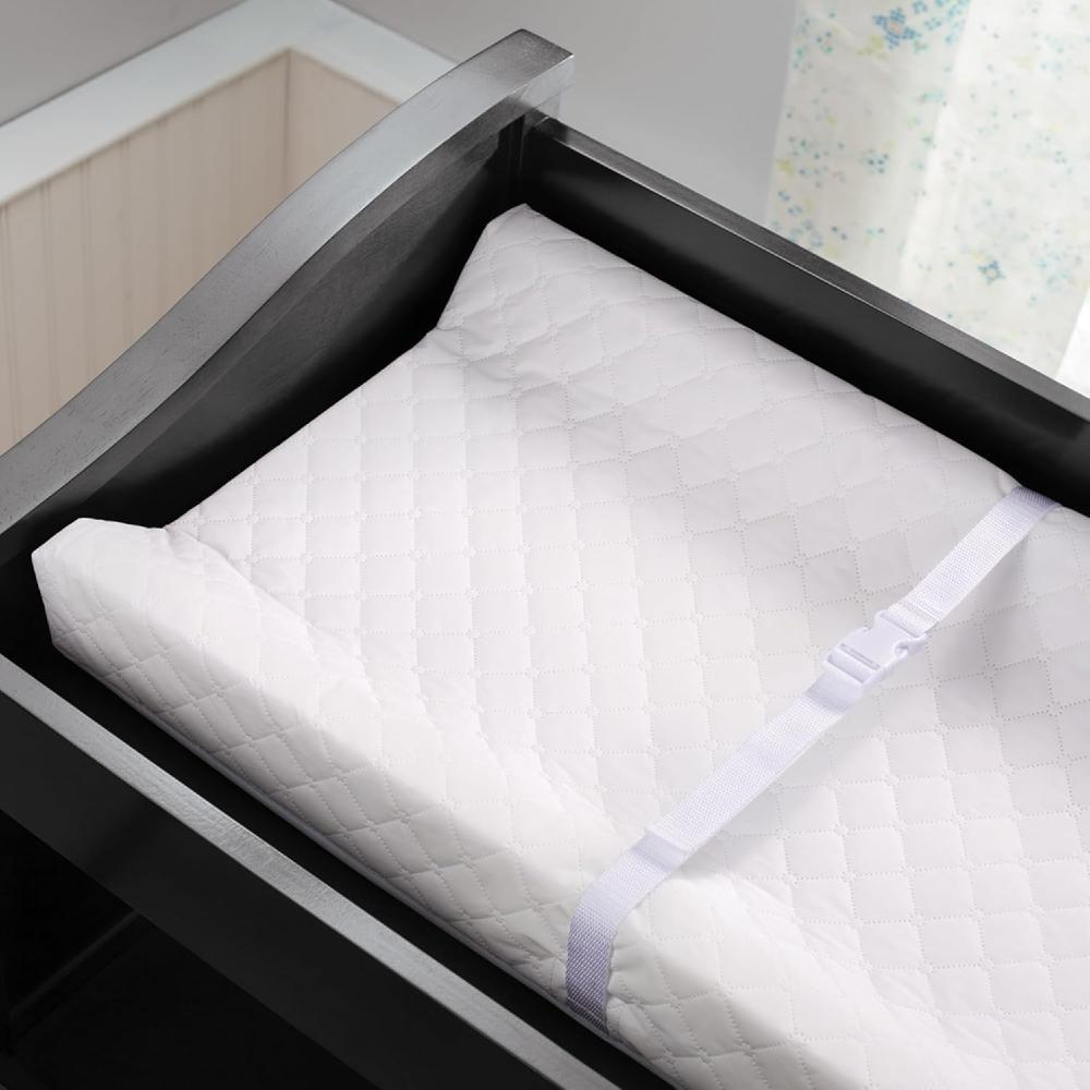 Ingenuity Contoured Changing Pad