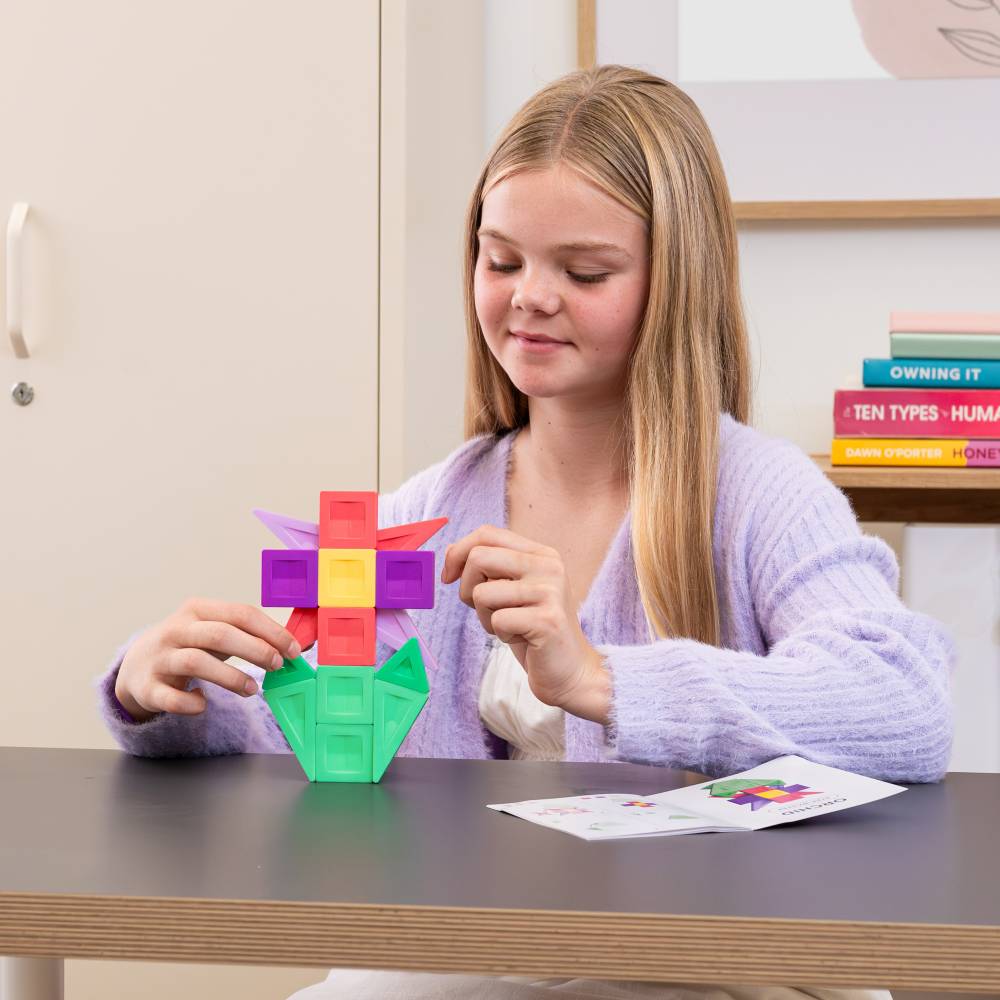 Connetix PRO Build It 4 Ways Flowers Pack - 21 Piece