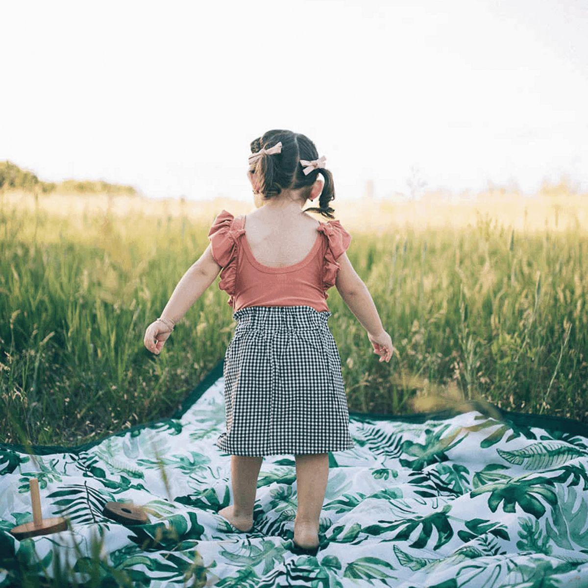 Little Unicorn - Outdoor Picnic Blanket - 5 x 5 (ft)