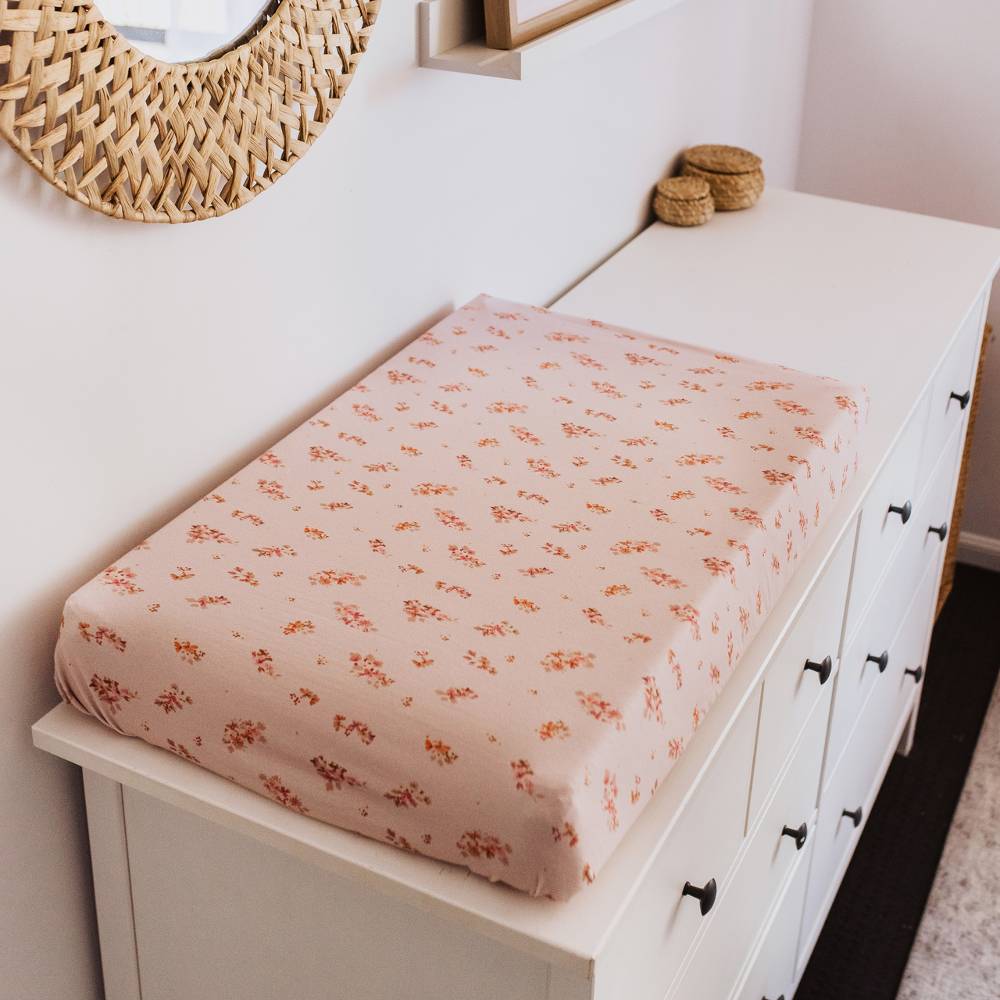 Snuggle Hunny Kids Fitted Bassinet Sheet / Change Pad Cover - 80 x 48cm