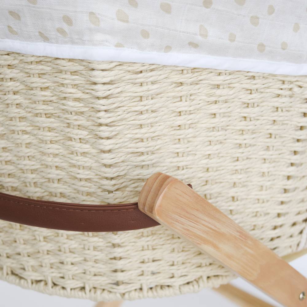 Nestling Moses Basket