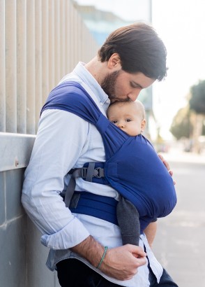 Top 5 Reasons for Dads to Baby Carry