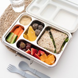 nestling-bento-lunchbox.jpg