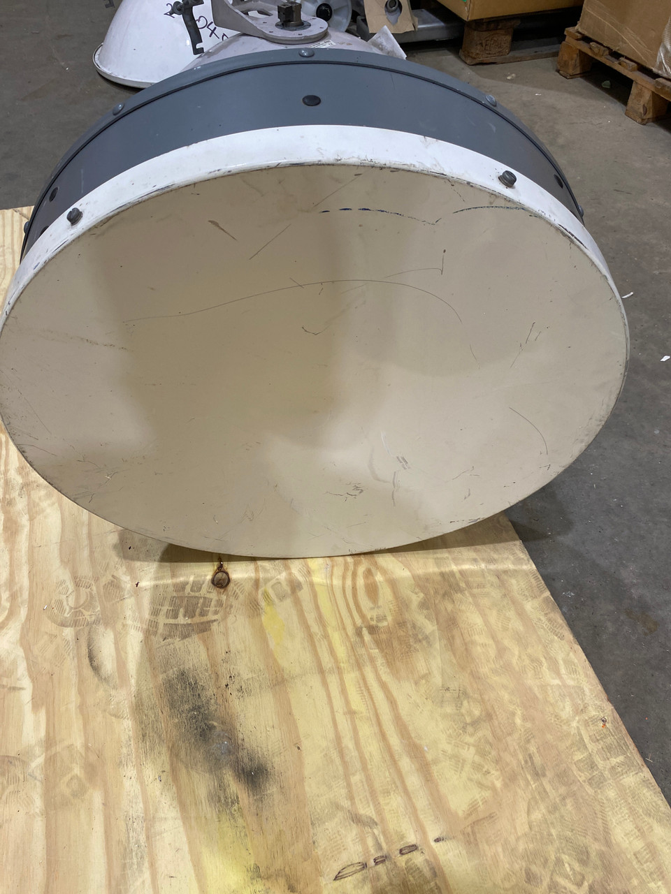 Buy Andrew VHLPX2-180-121 – 0.6m 18GHz Microwave Antenna | High