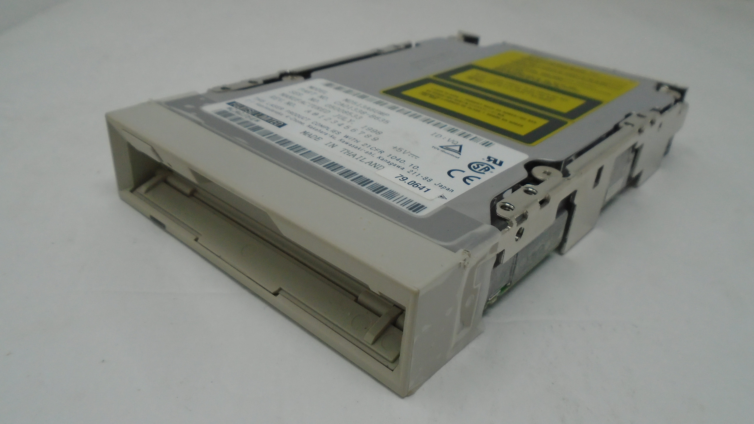 FUJITSU LIMITED, Ultra320 SCSI/SCA2/LVD, MAW3300NC, CA06550B40300DL