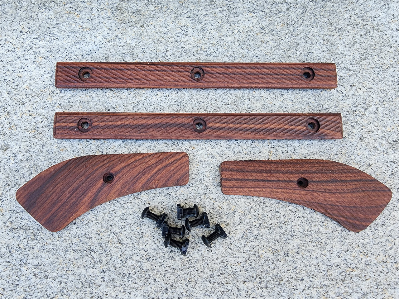 Marlin Dark Series Grip