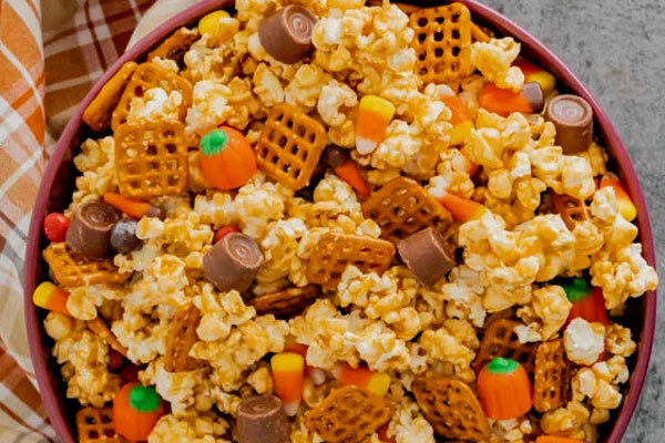 Fall Popcorn Snack Mix Recipe