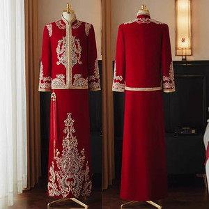 Preloved Chinese Qun Kwa wedding attire set – red and gold embroidered bride’s traditional qunkwa and groom’s suit. Perfect for tea ceremonies, weddings, and photoshoots