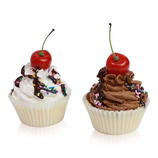 Fake Deluxe Chocolate & Vanilla Cupcakes