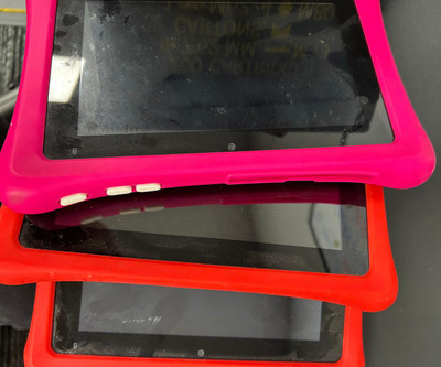  Lot of 3 NABI TABLET 2 red 1 pink for Parts 