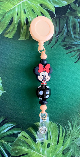 MINNIE Beadable badge #1