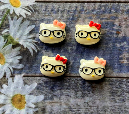 Kitty nerds face planar resins #1