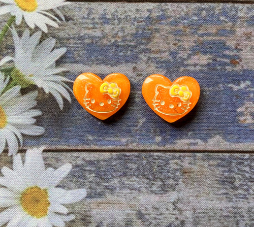 Kitty orange heart planar resins #1