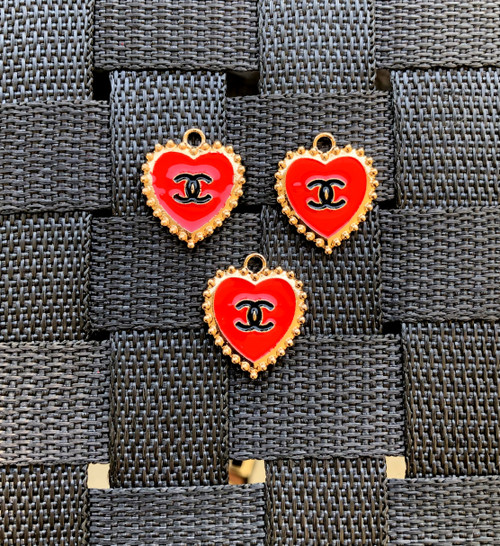 Red heart metal charm