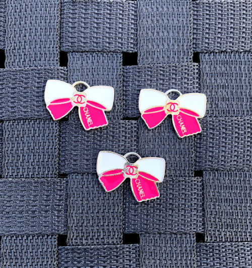 Hot pink bow metal charm