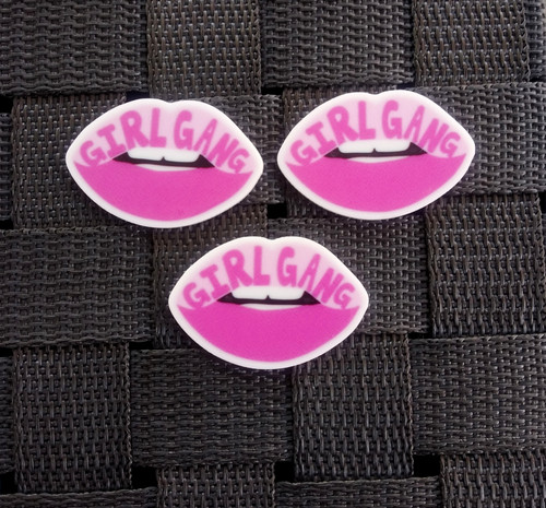 Girl gang pink lips planar resin