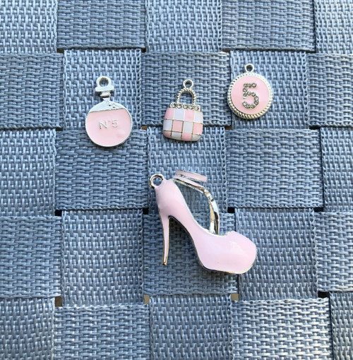 4pc Light pink heel perfume metal charm set
