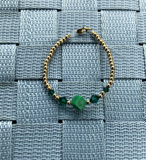 14k gold dk.green cube bracelet kids