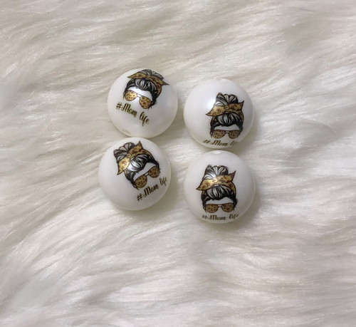 20mm Mom life print acrylic beads