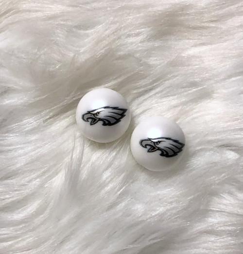 20mm Eagles print acrylic beads