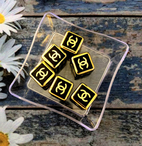 15mm gold cube acrylic bead
